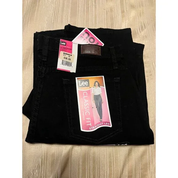 Lee Women's Petite Instantly Slims Classic Relaxed Fit  Straight - Picture 6 of 6